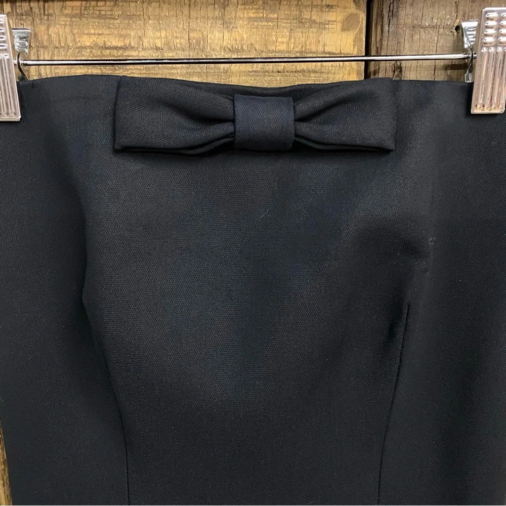 HELSA The S Curve Dress Bow Black
Strapless structured midi Revolve NWT XXS - Picture 9 of 14